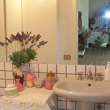 Canevella Basement Apartman *